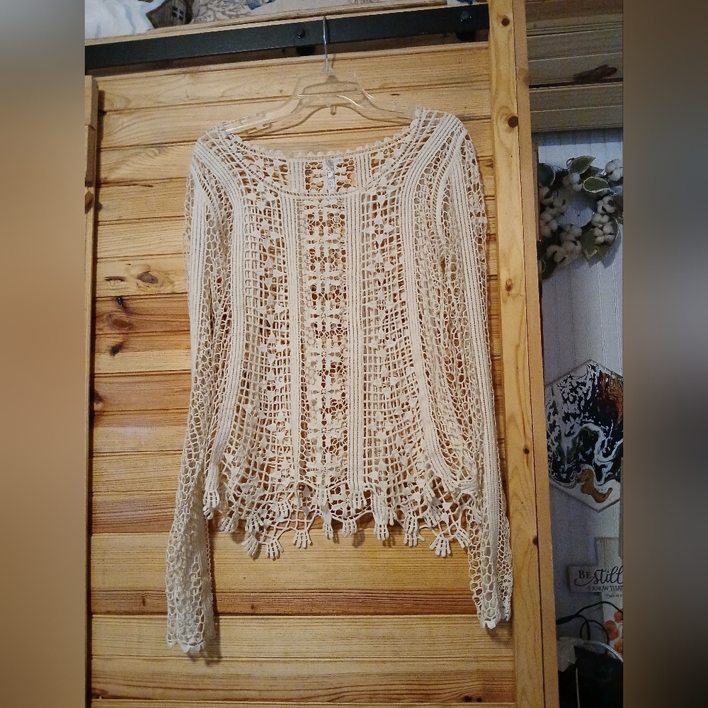 Adikto Blouse Size Small